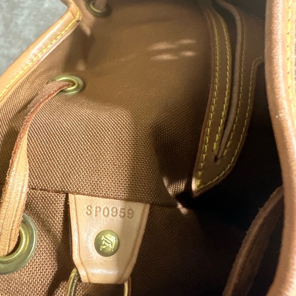 Authentic Louis Vuitton backpack - Picture 2 of 6